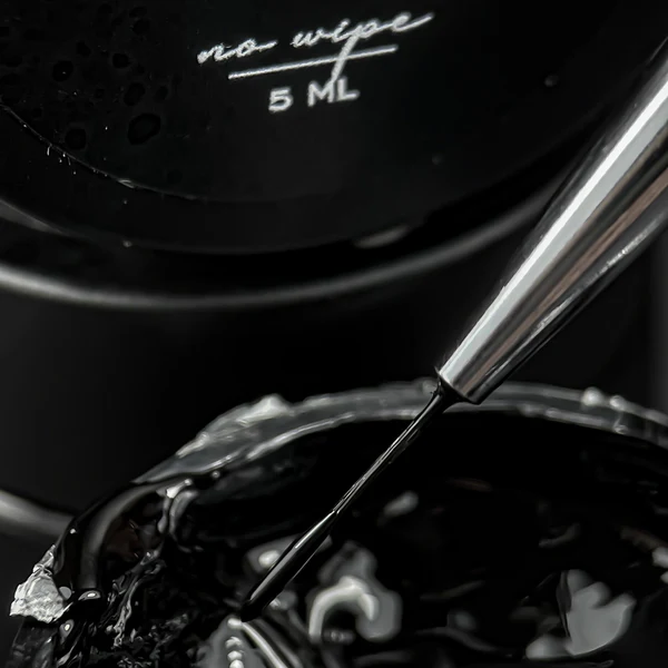 NAILSOFTHEDAY Premium gel paint Black no wipe 5ml.