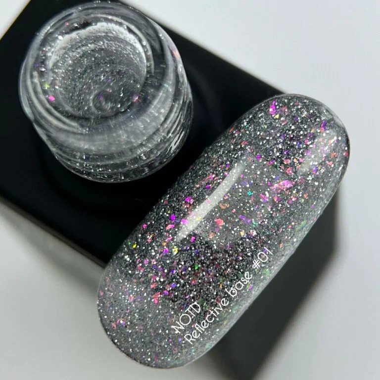 01-768x768 NAILSOFTHEDAY Reflective base 01 — atspindinti bazė su blizgučiais (sidabriniai ir rožiniai blizgučiai), 10 ml