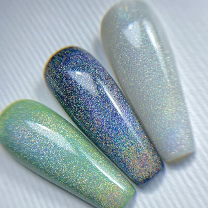 img_4994 NAILSOFTHENIGHT Holografinis Top su katės akies efektu nagams be lipnaus sluoksnio, 10 ml.